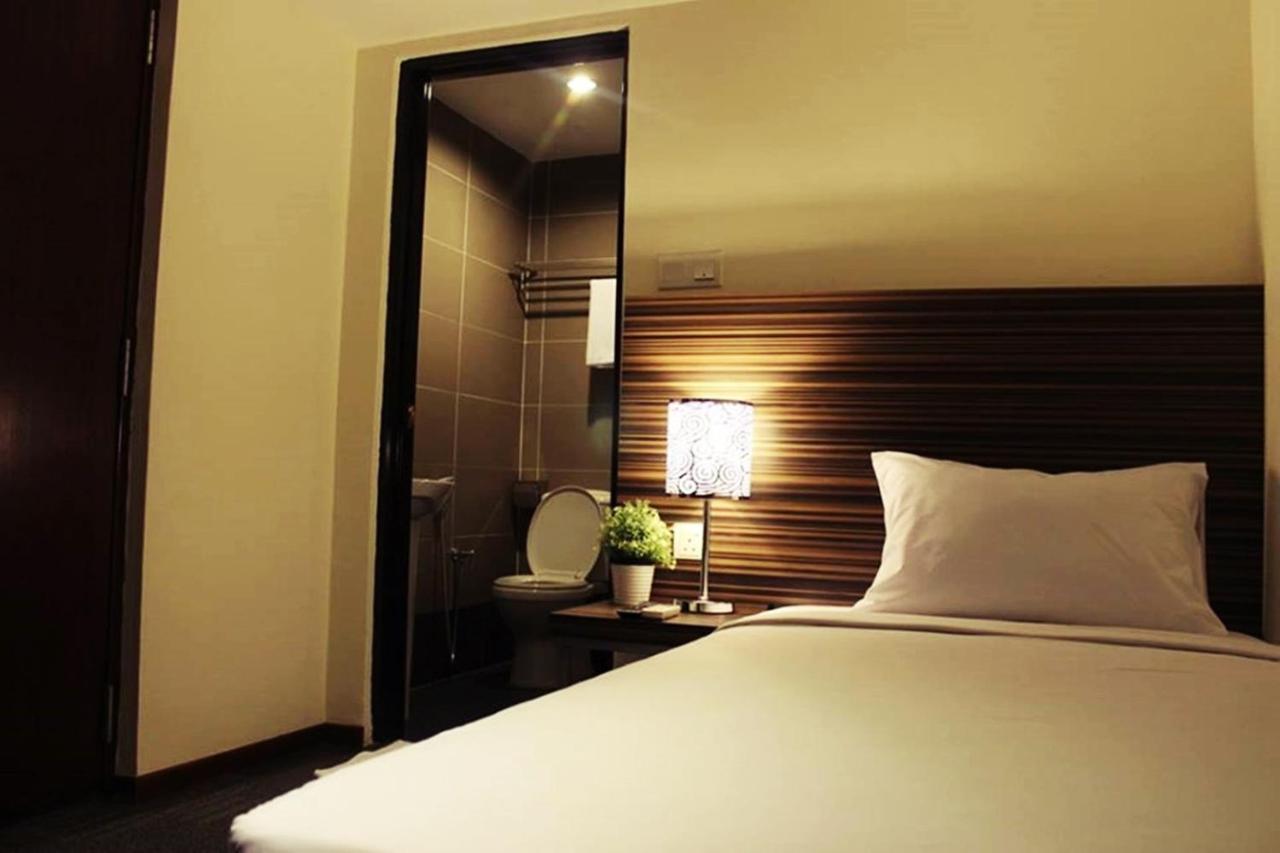 Hotel Sara'S Inn, Shah Alam Exteriér fotografie